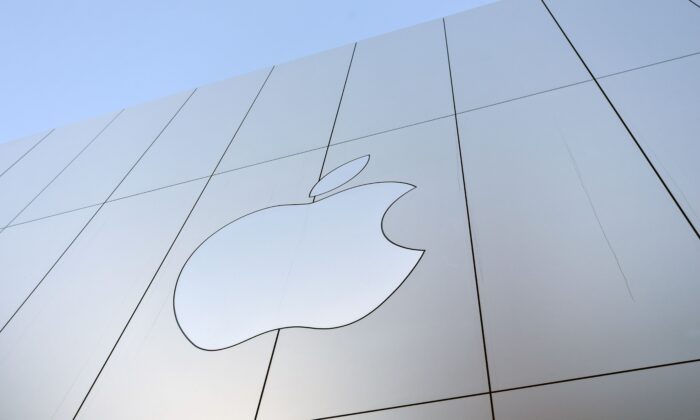 An Apple logo is seen outside of an Apple store in San Francisco, Calif., on Sept. 22, 2017. (Josh Edelson/AFP via Getty Images)