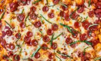 Pizza Night Takes a Surprising Turn When It’s Scooped, Not Sliced