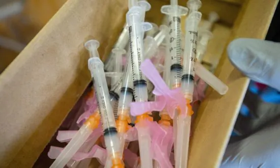 Biden Administration to Fund Distribution of Smoking Kits, Needles to Drug Addicts