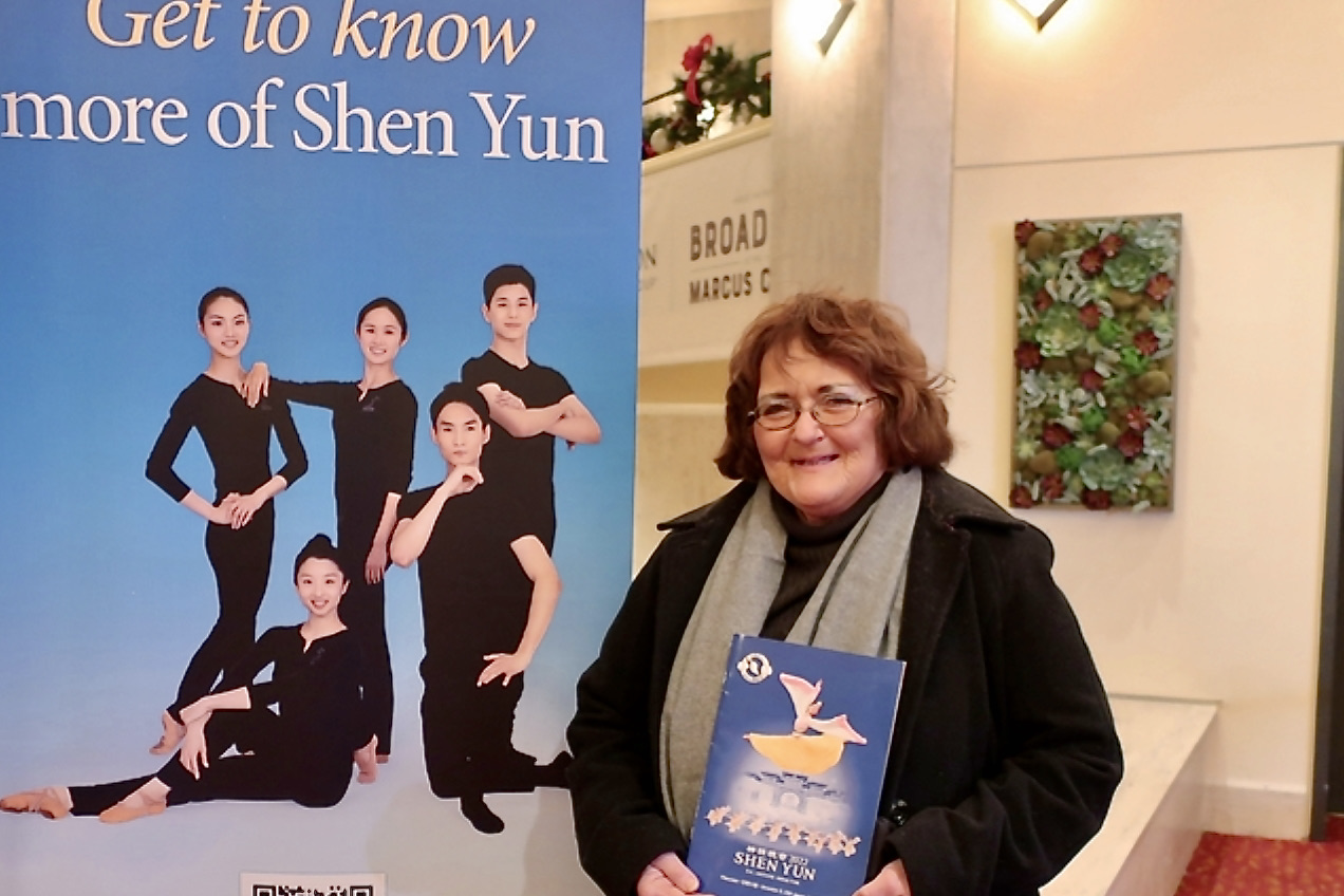 Christmas Tickets to Shen Yun Bring Joy and Healing to Milwaukee Theatergoer - Vimarsana News