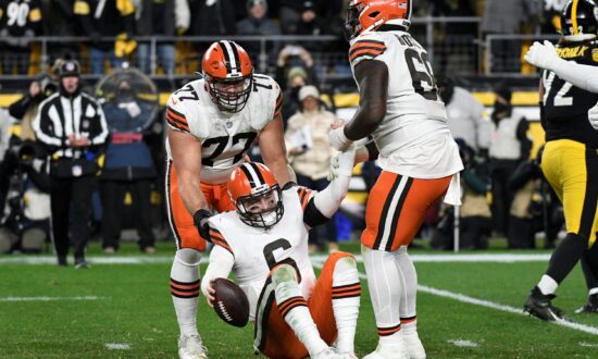 Browns’ Mayfield Done for Season, Will Have Shoulder Surgery