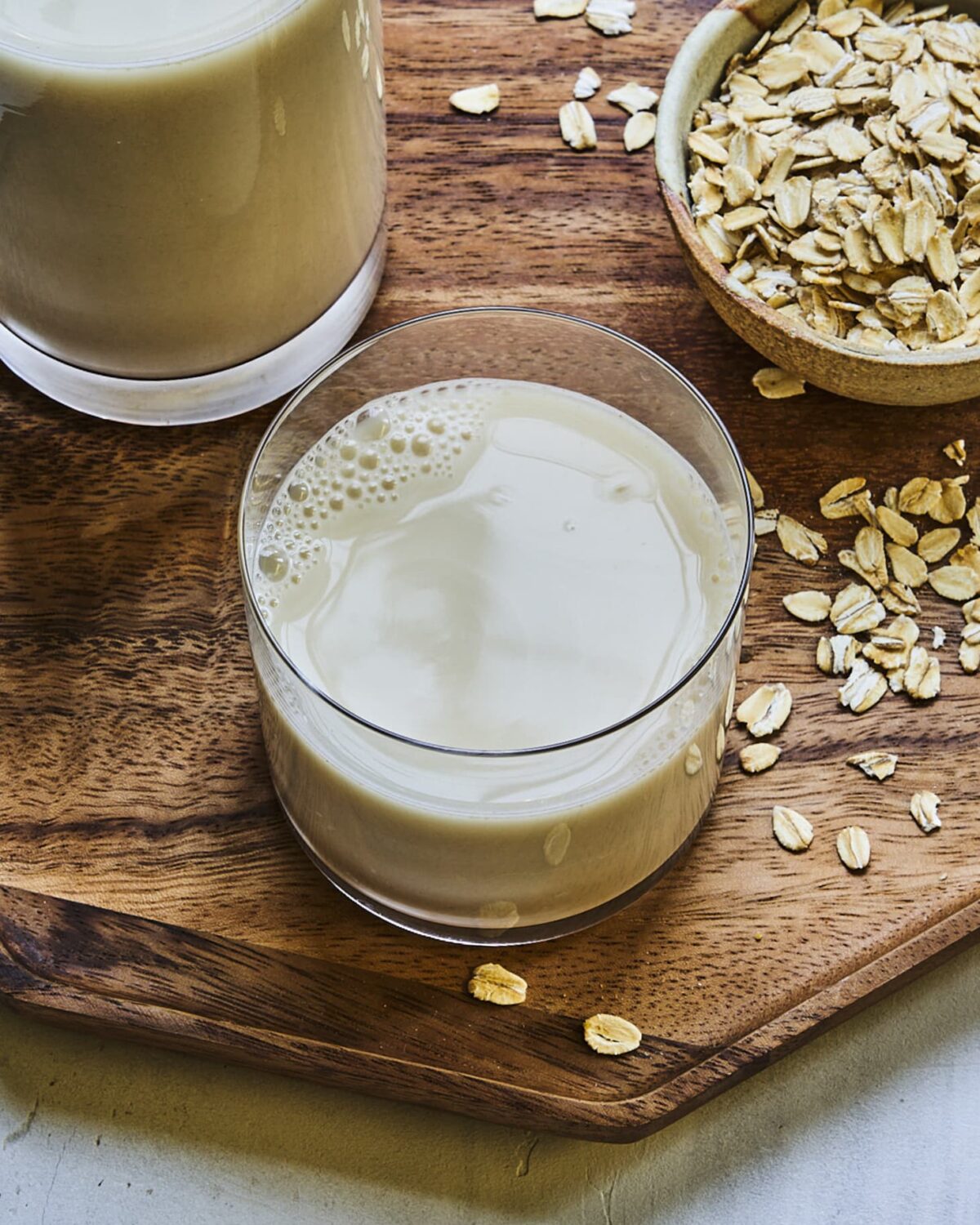 For the best at-home lattes, try this delightfully fresh, homemade oat milk. (Laura Rege/TNS)