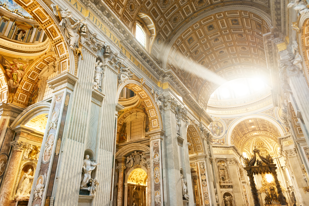 Interior,Of,The,St.,Peter,Basilica,,Vatican