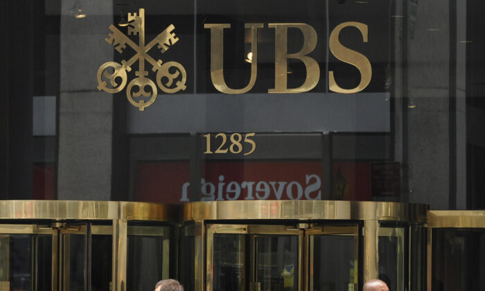 The U.S. corporate headquarters of UBS in New York City, N.Y., on July 31, 2009. (TIMOTHY A. CLARY/AFP via Getty Images)