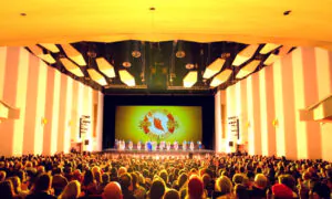 Savannah Anticipates Shen Yun’s All-New 2025 Production