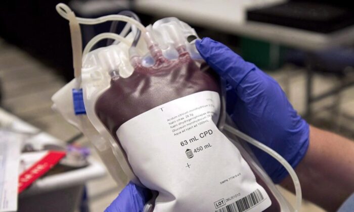 A bag of blood is shown at a clinic in Montreal, November 29, 2012. (The Canadian Press/Ryan Remiorz)