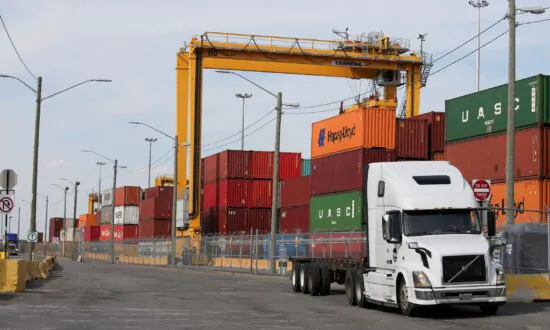 ‘Sluggish’ Canadian Economy Foreseen Through First Quarter: Business Economist