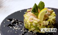 Saladeria : Salad with Escolar Fish and Avocado