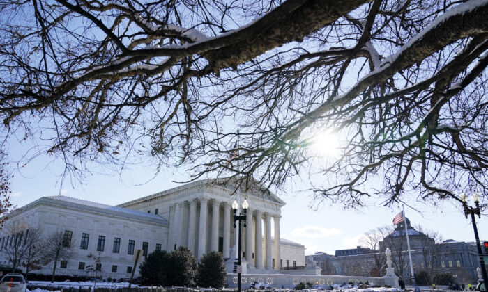 The Supreme Court in Washington on Jan. 7, 2022. (Evan Vucci/AP Photo)