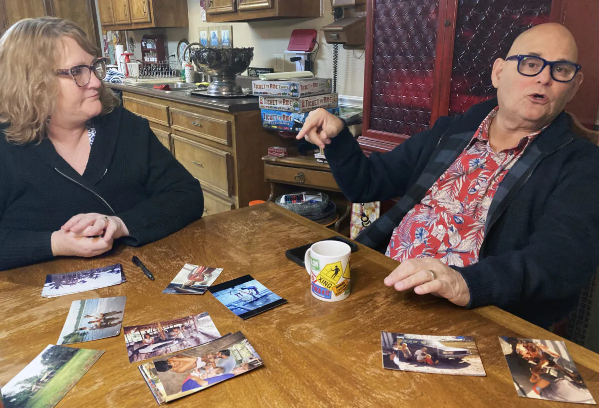 25 years on from their Amazon River adventures, Elizabeth and David Warner recount the lessons they learned, the people they were able to help, and how it impacted their lives. “It was an adventure of a lifetime, that’s for sure,” said Elizabeth. (Patrick Butler/The Epoch Times) 