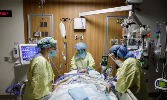 Mandatory Masking to End in Alberta Hospitals, Health-Care Facilities