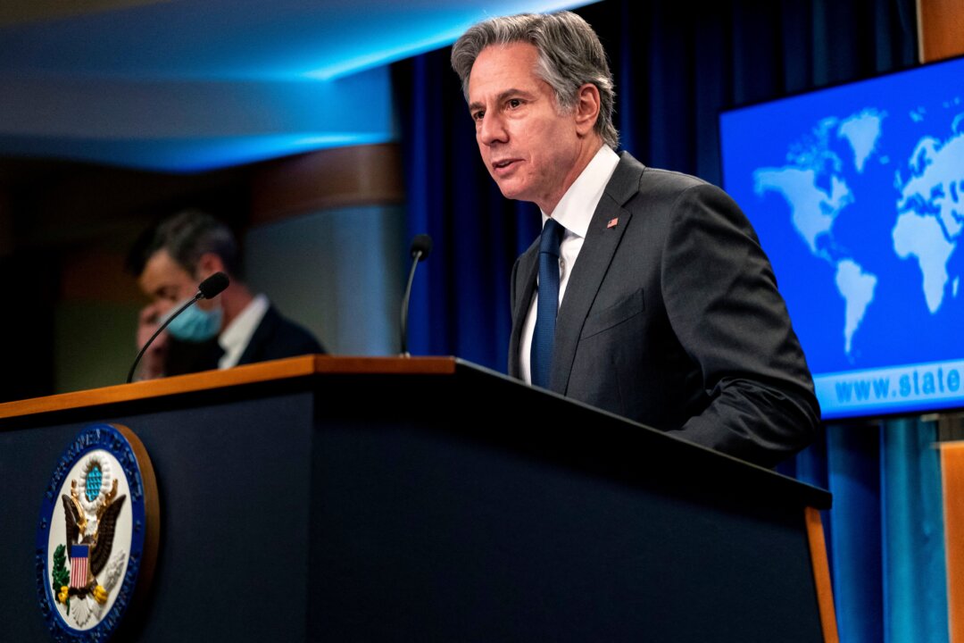 White House: ‘Massive Consequences’ If Russia Invades Ukraine