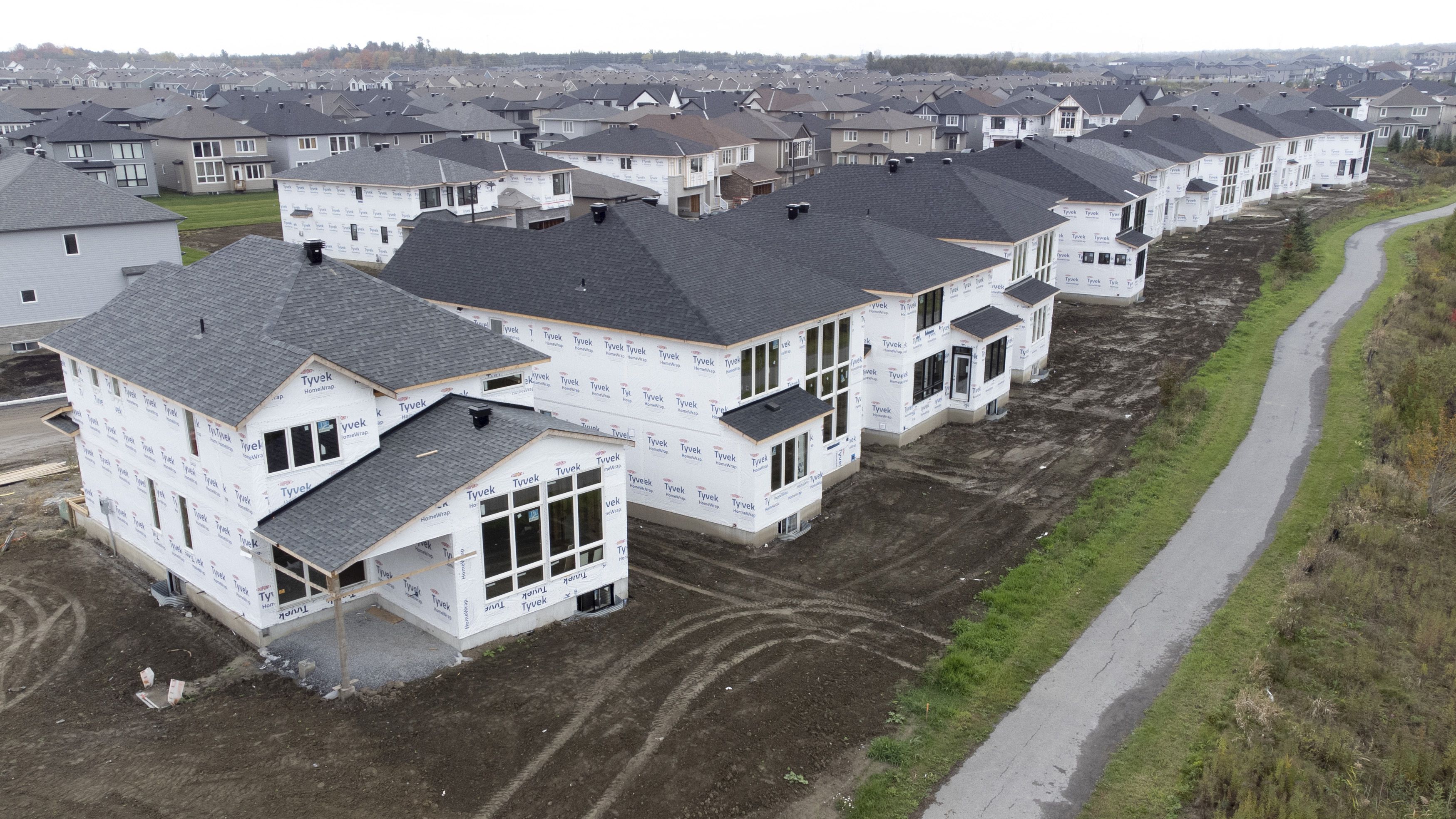 Wealth Generated by Cryptocurrency and Hybrid Work Fuel Demand for Luxury Housing: Report - Vimarsana News