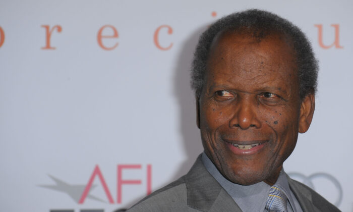 Sidney Poitier arrives at the AFI FEST 2009 Screening Of Precious: Based On The Novel 'PUSH' By Sapphire in Hollywood, Calif., on Nov. 1, 2009. (Jason Merritt/Getty Images)