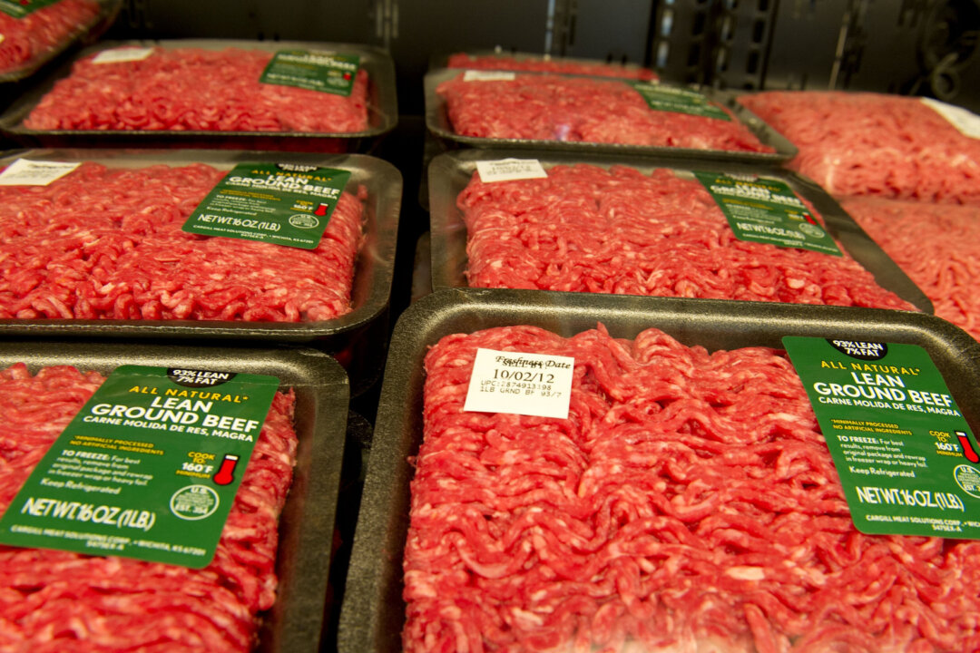 Lean ground beef for sale in a California Walmart in a file photo. (Robyn Beck/AFP/GettyImages)