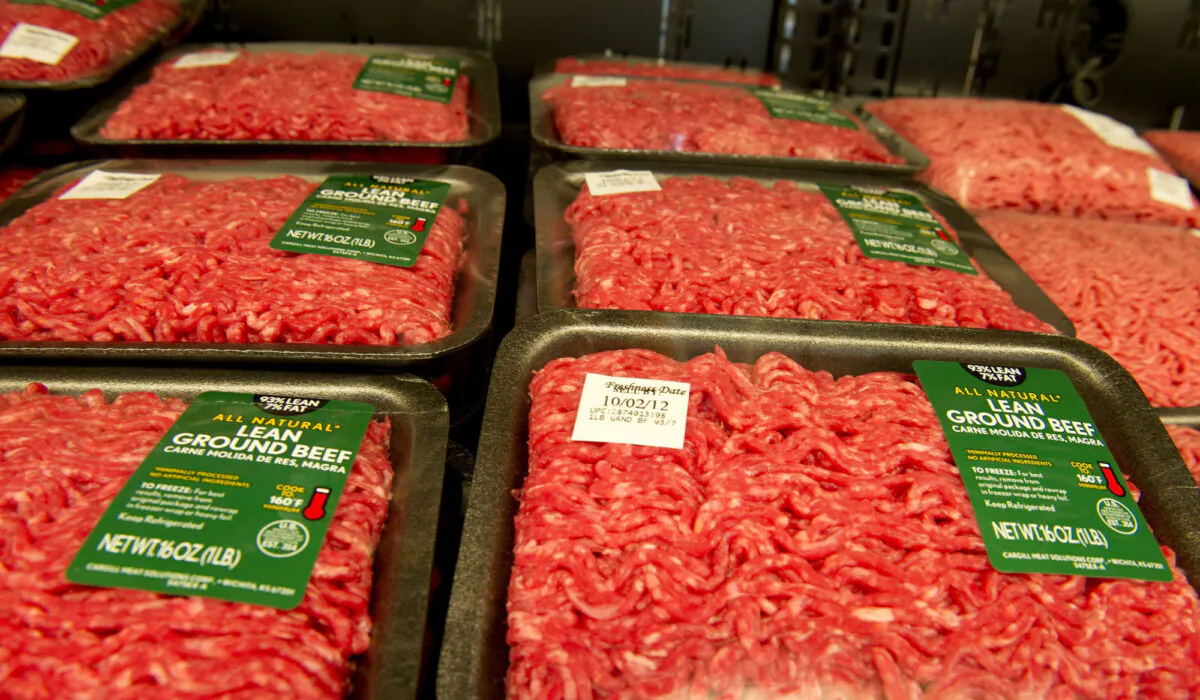 Lean ground beef for sale in a California Walmart in a file photo. (Robyn Beck/AFP/GettyImages)