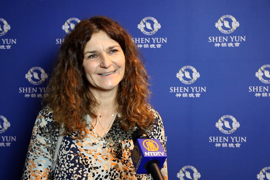 Karla Rasmus at the Shen Yun Performing Arts performance at Musical Dome Köln, in Germany, on Jan. 7, 2022. (NTD)