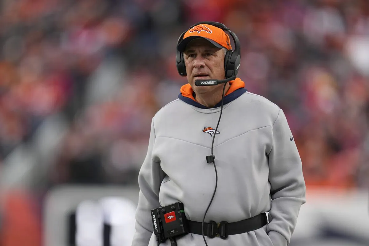 Denver Broncos head coach Vic Fangio watches during the first half of his team's NFL football game against the Kansas City Chiefs, in Denveron, Jan. 8, 2022. (Jack Dempsey/AP Photo)