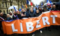 100,000 Protest in France Against Proposed New COVID-19 Vaccine Pass