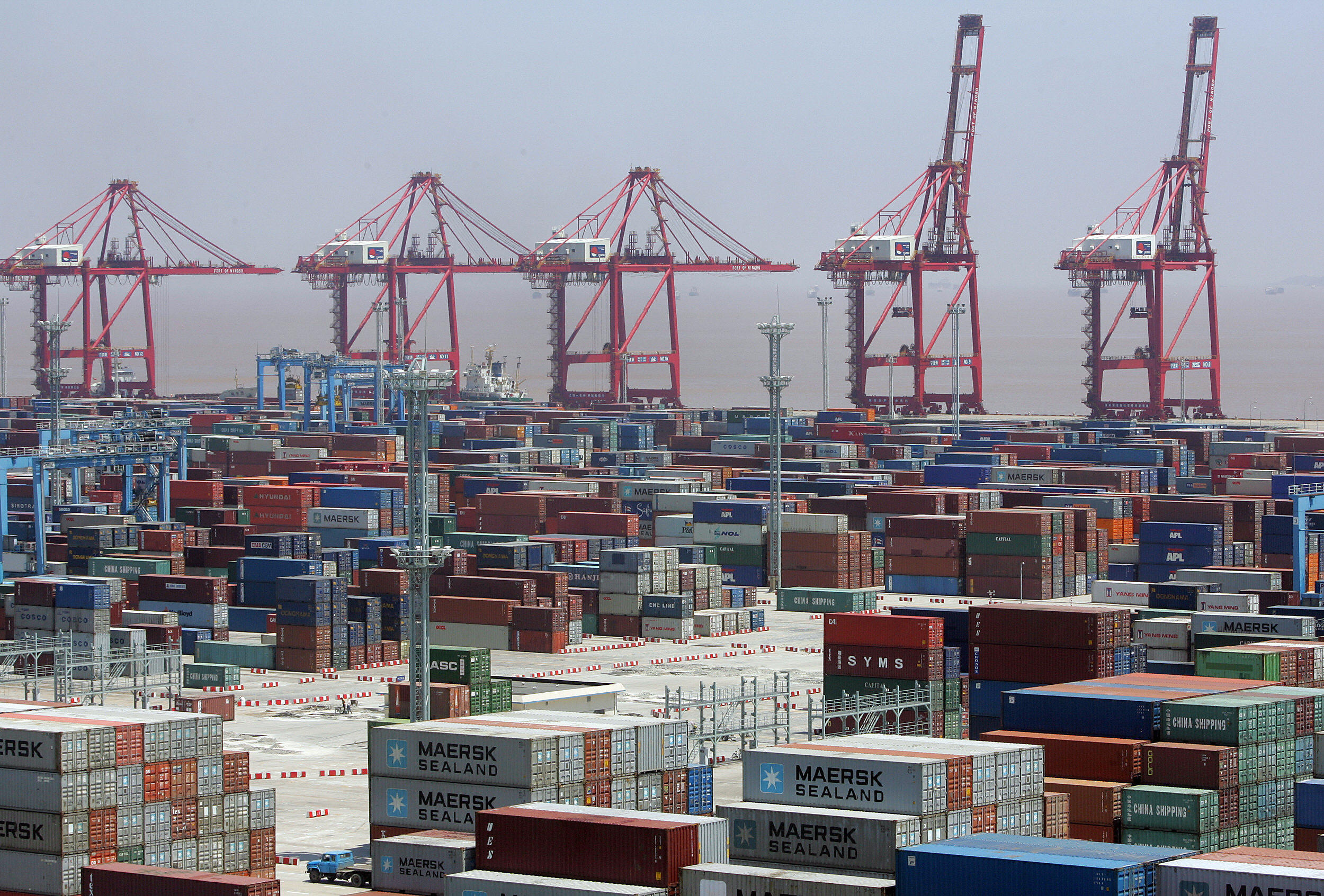 China Locks Down World's Third-Busiest Port City, Potential Disruption to Global Supply Chain - Vimarsana News