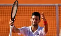 Novak Djokovic Apologises for Socializing While COVID Positive
