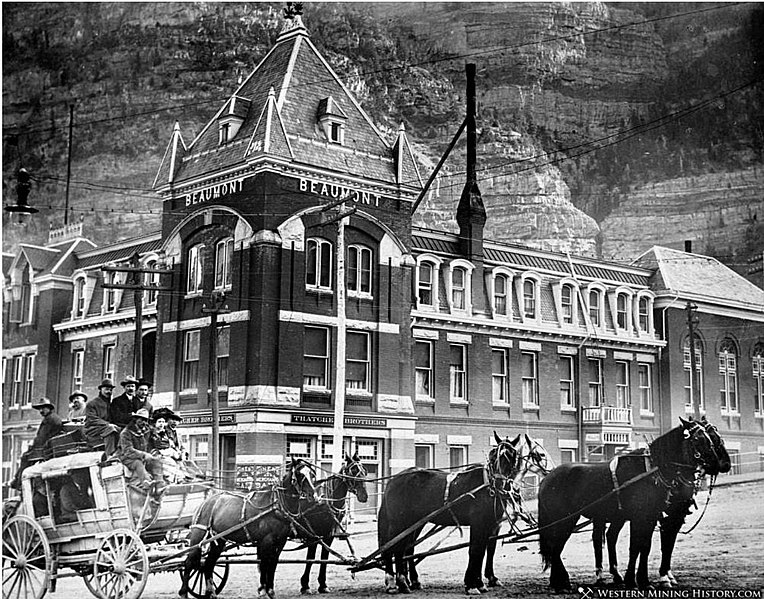 764px-Ouray_ca._1890