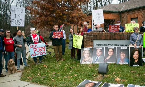 Activist Says Parents Should Fight Laws Permitting Sexually Explicit Books in Schools