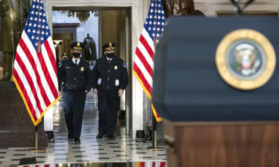 Capitol Security Officials Working to Identify Officers With Extremist Views