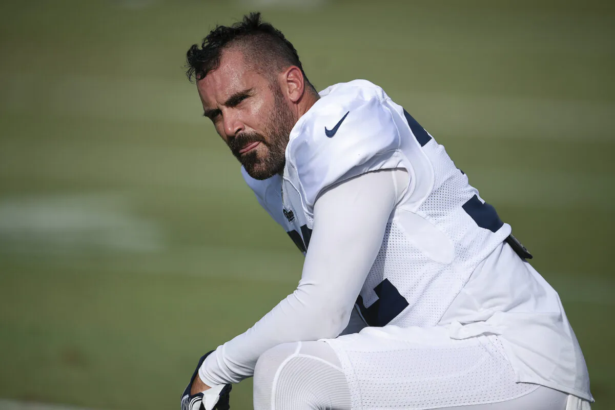 Los Angeles Rams safety Eric Weddle during an NFL football training camp in Irvine, Calif., on July 30, 2019. (AP Photo/Kelvin Kuo)