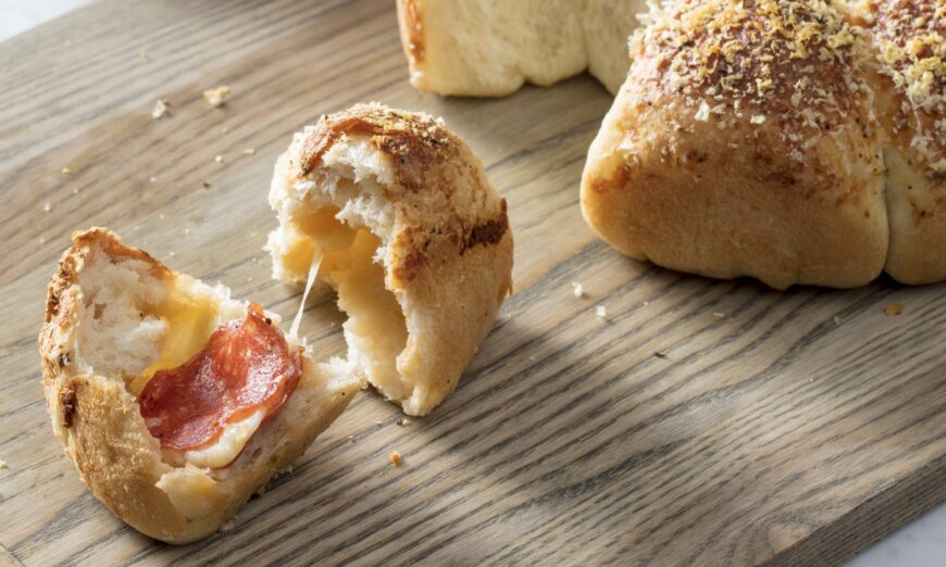 Lifestyle: Kids Can't Get Enough of These Pull-Apart Pizza Rolls