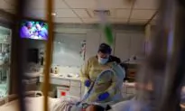 Taiwanese Doctor Shares His Experience Treating Severely Ill COVID Patients