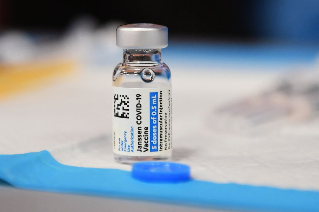 Fired Pharmaceutical Workers Explain Why They Didn’t Get COVID-19 Shots