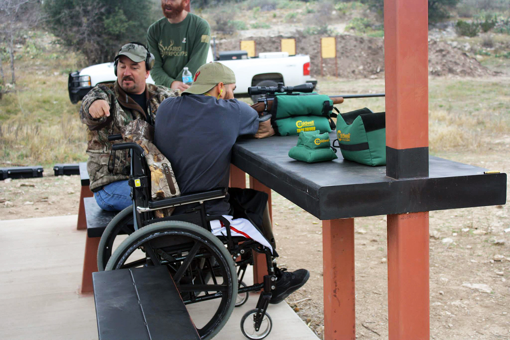 Veterans Volunteer on Another Mission to Help Each Other - Vimarsana News