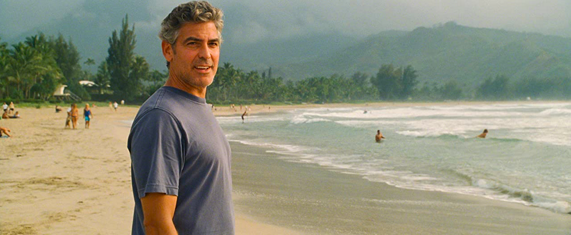man at the beach in THE DESCENDANTS 