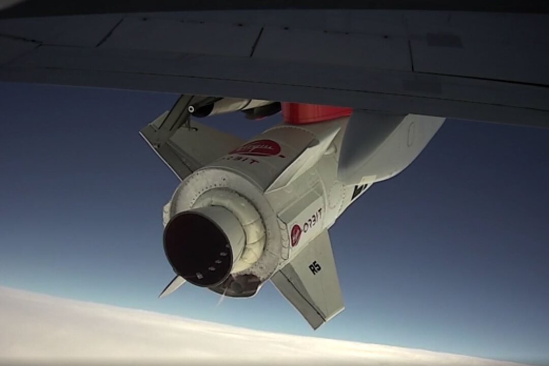 Virgin Orbit Successfully Launches 7 Satellites Into Orbit