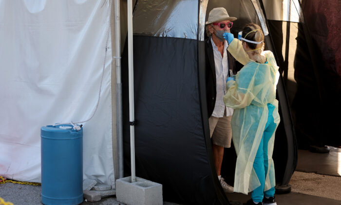 A man gets tested for COVID-19 in North Miami, Fla., on Jan. 13, 2022. (Joe Raedle/Getty Images)