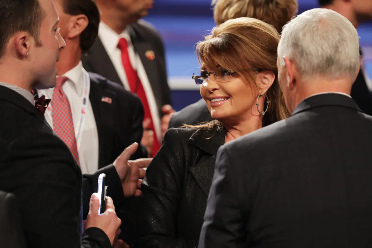 Former Alaska Gov. Sarah Palin speaks to fellow crowd members after a presidential debate in Las Vegas, Nev., on Oct. 19, 2016. (Chip Somodevilla/Getty Images)