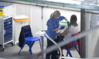 Vaccine Mandate for Health Care Workers ‘Under Review,’ UK Health Secretary Says
