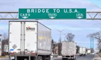 Industry Insiders Concerned Ottawa’s Vaccine Mandate on Truckers Will Lead to Driver Shortage, Empty Store Shelves