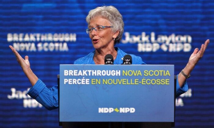Former Federal and Nova Scotian NDP leader, Alexa McDonough, gives a speech in Halifax, N.S., on August 14, 2009. (The Canadian Press/Tim Krochak)