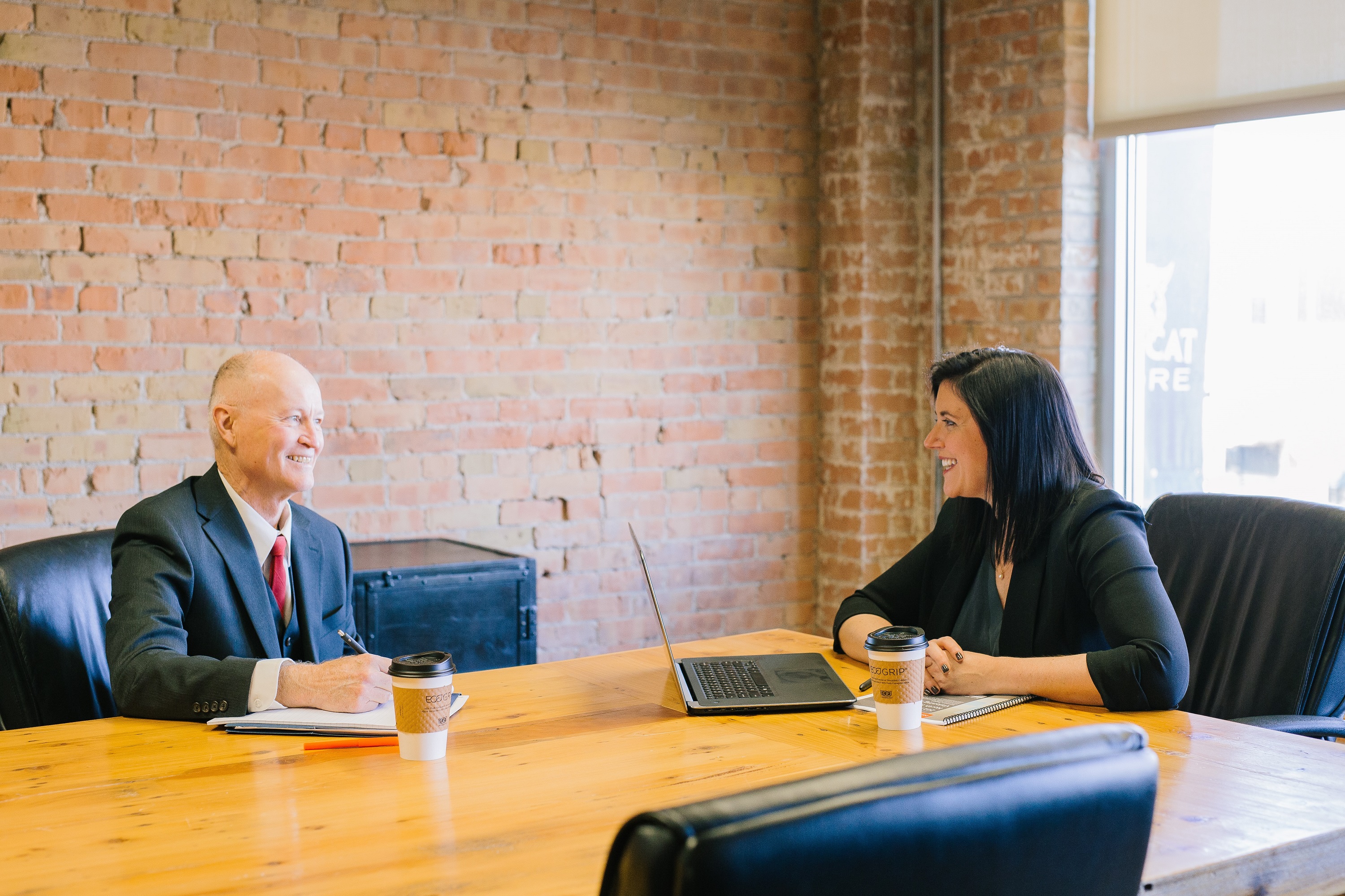 Understanding the Differences Between Hiring Freelancers, Contractors, and Employees - Vimarsana News