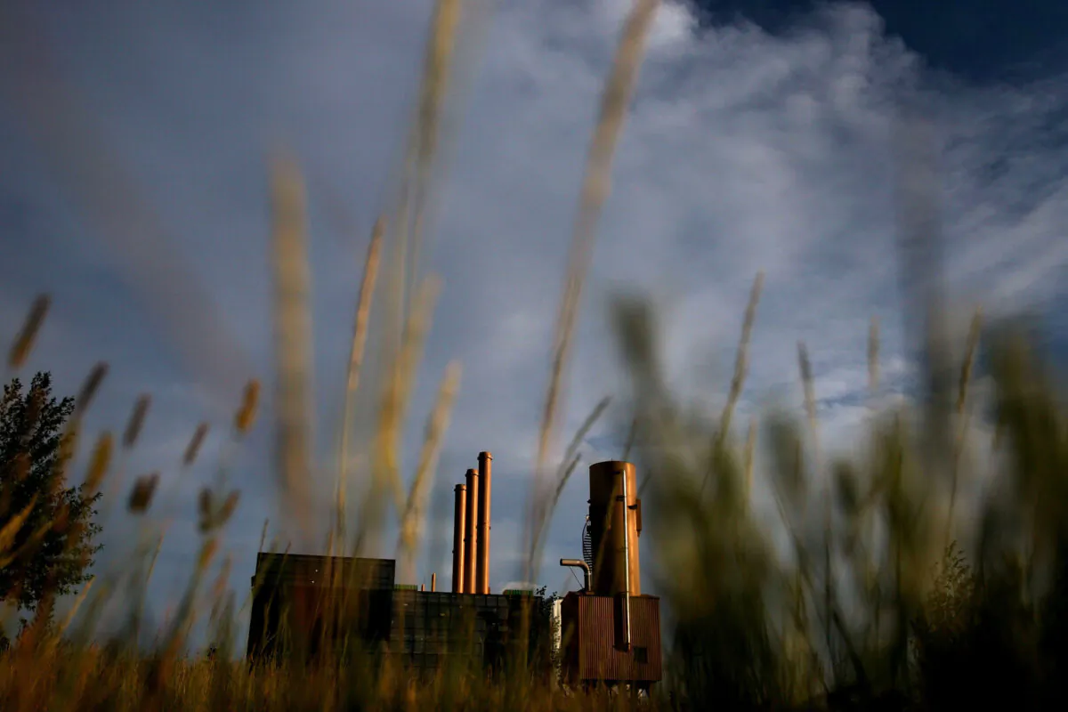 A coal fired power plant in Laramie, Wyoming, on June 26, 2007. (Spencer Platt/Getty Images)