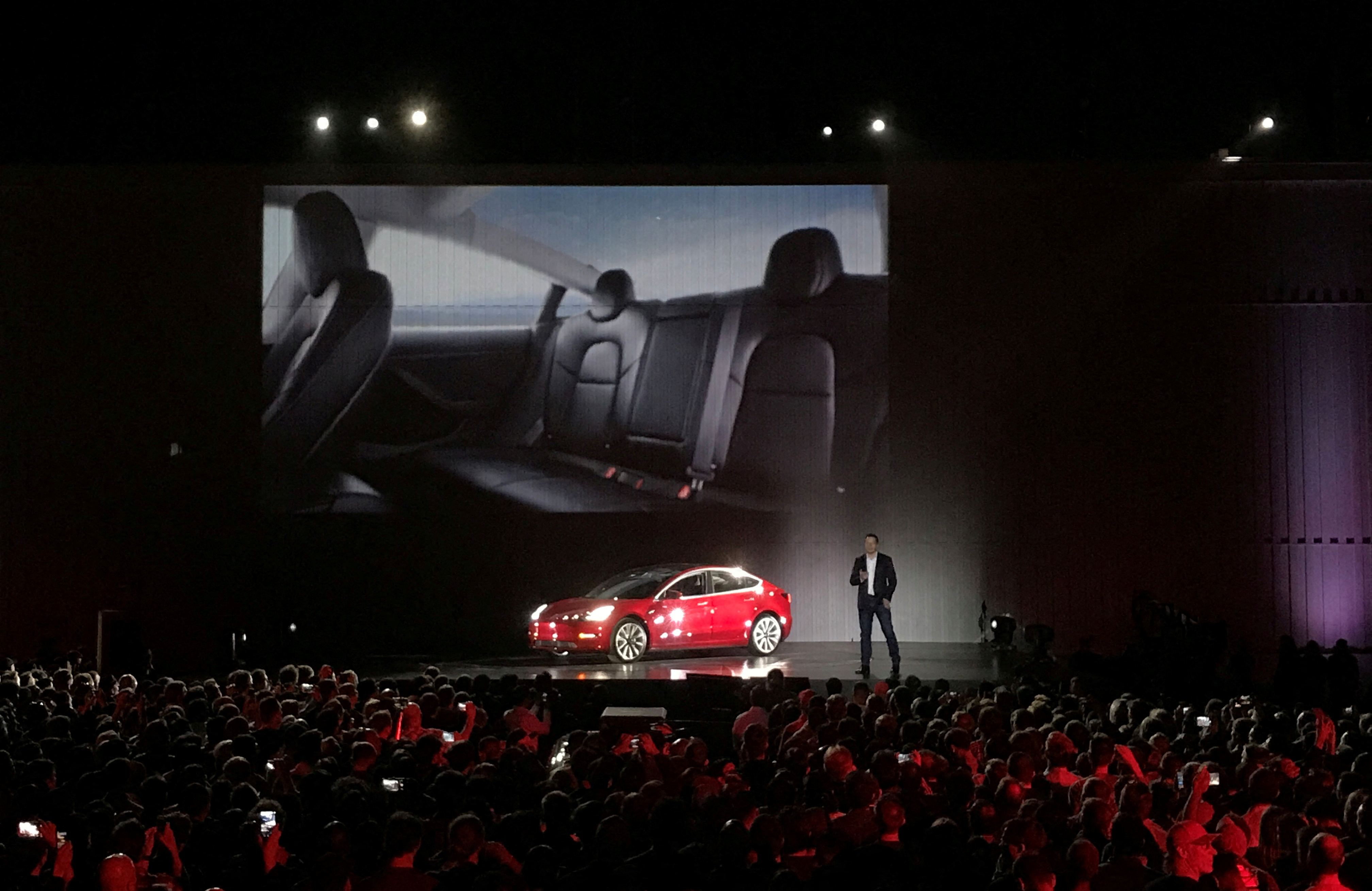 Canada Opens Probe Into Tesla's Heating System Following Consumer Complaints - Vimarsana News