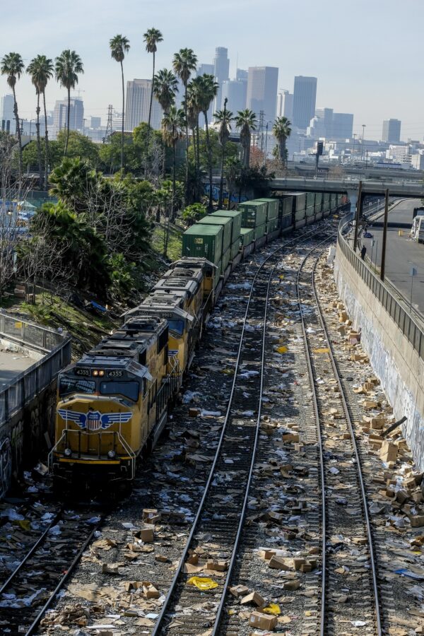 Train Cargo Thefts Los Angeles