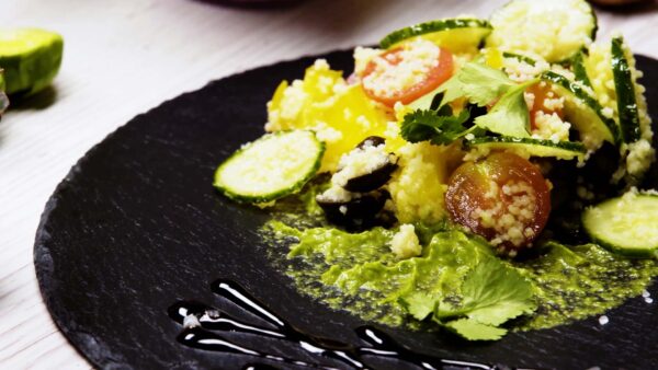 Saladeria : Salad with Couscous and Avocado Dressing