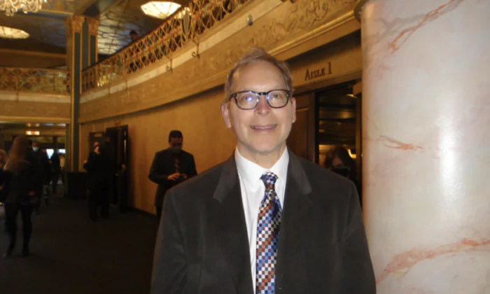 Howard Berlin at a Shen Yun Performing Arts matinee in Detroit, Mich., on Jan. 16, 2022. (Teng Dongyu/The Epoch Times)