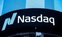 Nasdaq Inches Higher on Final Day of Roller-Coaster Month