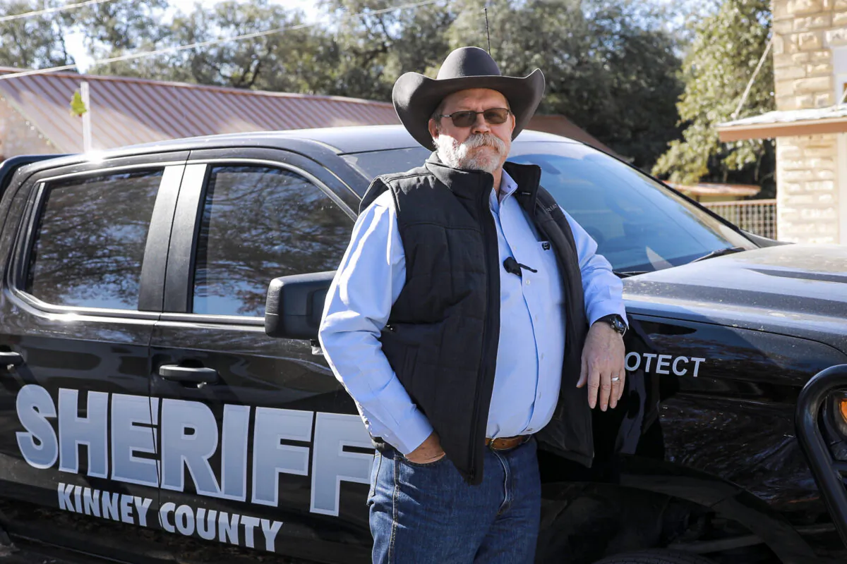 Kinney County Sheriff Brad Coe in Brackettville, Texas, on Jan. 18, 2022. (Charlotte Cuthbertson/The Epoch Times)
