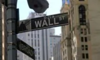 Americans Are Being Sold Out by Government Insiders