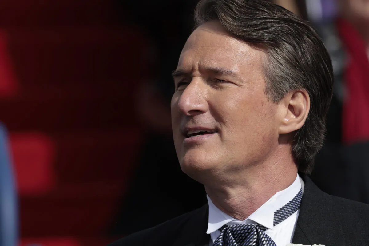 Virginia Gov. Glenn Youngkin is sworn into office in Richmond, Va., on Jan. 15, 2022. (Anna Moneymaker/Getty Images)